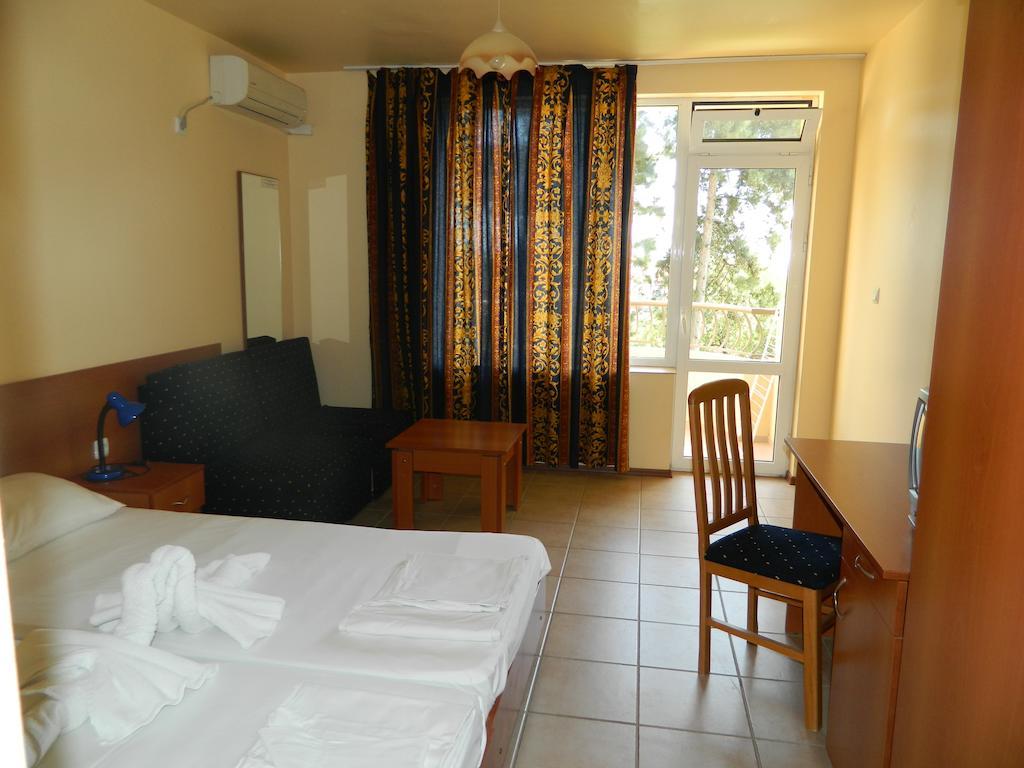 Family Hotel Privileg Sunny Beach Room photo