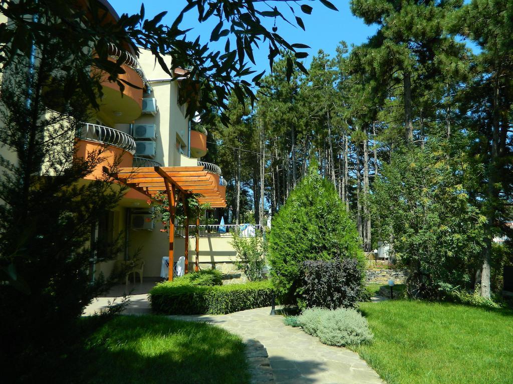 Family Hotel Privileg Sunny Beach Exterior photo