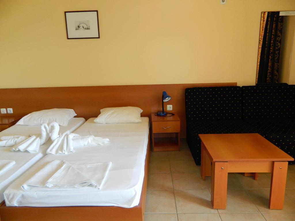 Family Hotel Privileg Sunny Beach Room photo